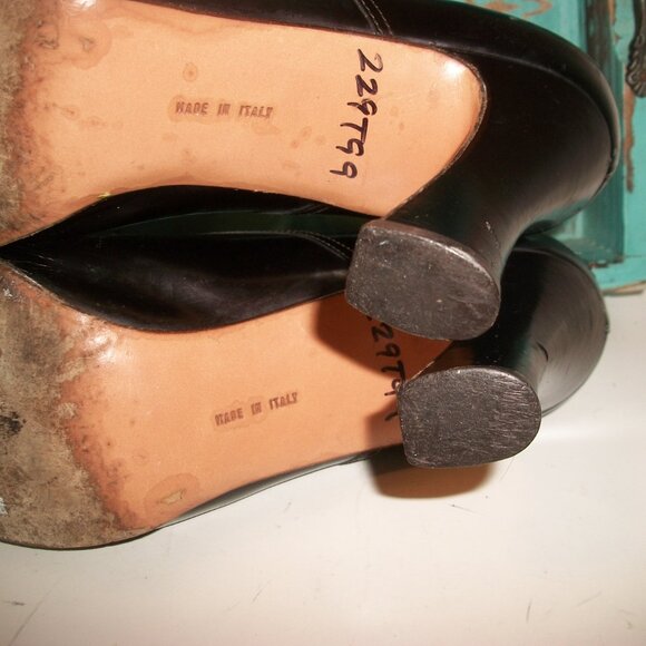 Rare Style Vintage Salvatore Ferragamo Black Leather Heels 8C - Picture 11 of 14
